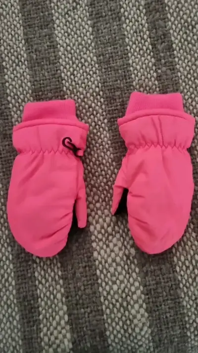 Guantes de invierno para niños color rosa - miniatura 1