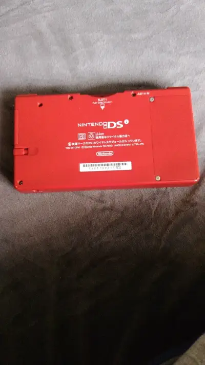 Consola Nintendo Dsi con menú en Japonés - miniatura 2