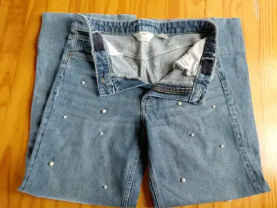 Jeans de niña  H&M con perlas decorativas - miniatura 1