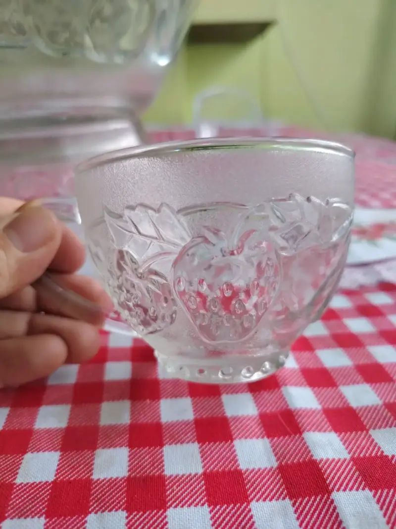 Juego de ponchera de vidrio con tazas grabadas - 3