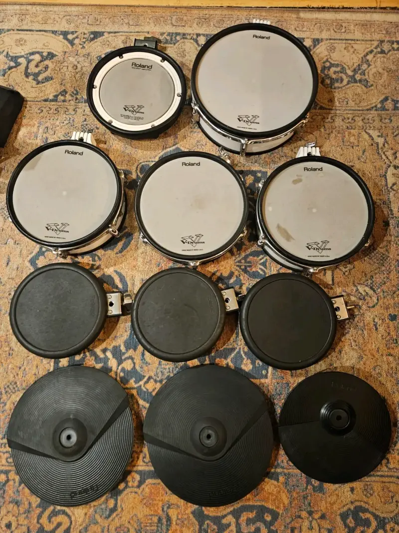 Batería electrónica Roland V-Drums TD-11. - 2