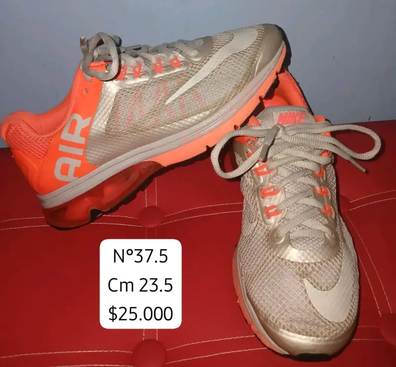 Zapatillas deportivas Nike blancas y negras talla 39 - 3