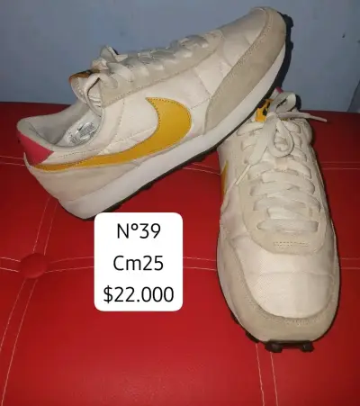 Zapatillas deportivas Nike blancas y negras talla 39 - miniatura 6