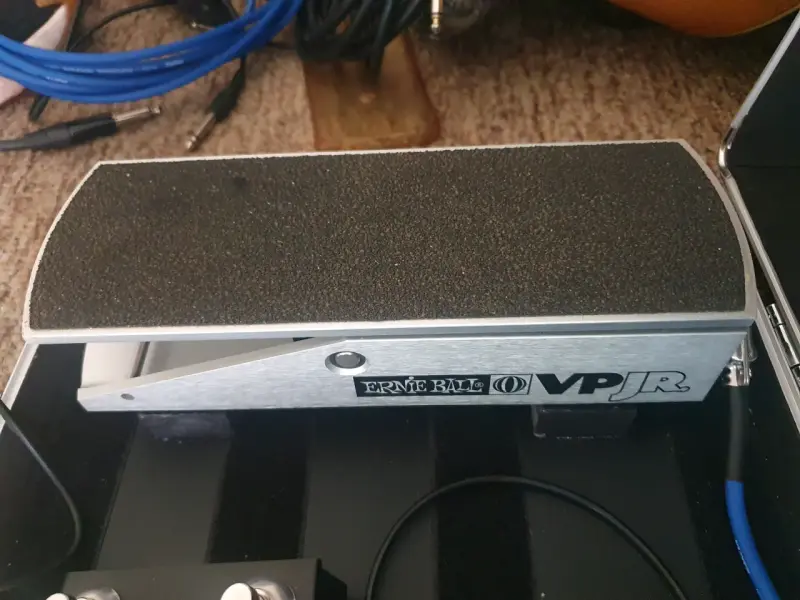 Pedal de Volumen Ernie Ball VP Jr 25K Ohm - 3