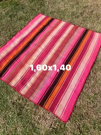 Manta tejida a telar multicolor estilo andino - miniatura 2