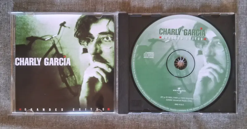 CD Charly García Grandes Éxitos - 2