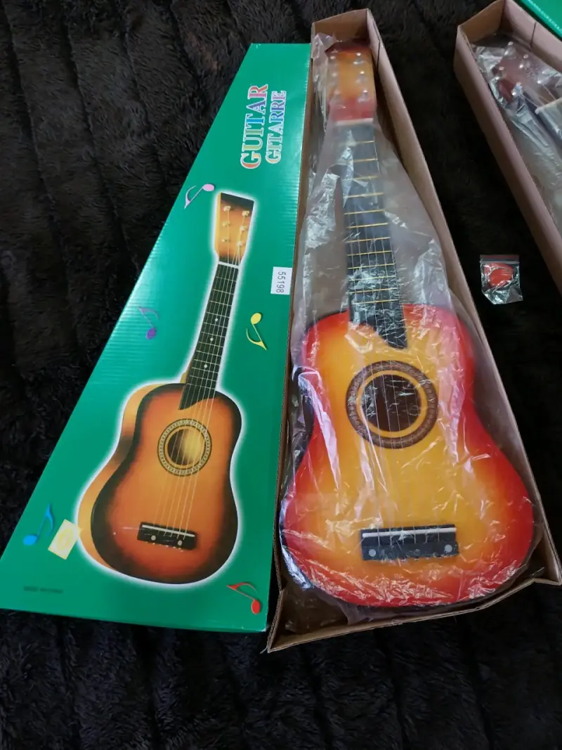 Guitarras acústicas para niños - 2