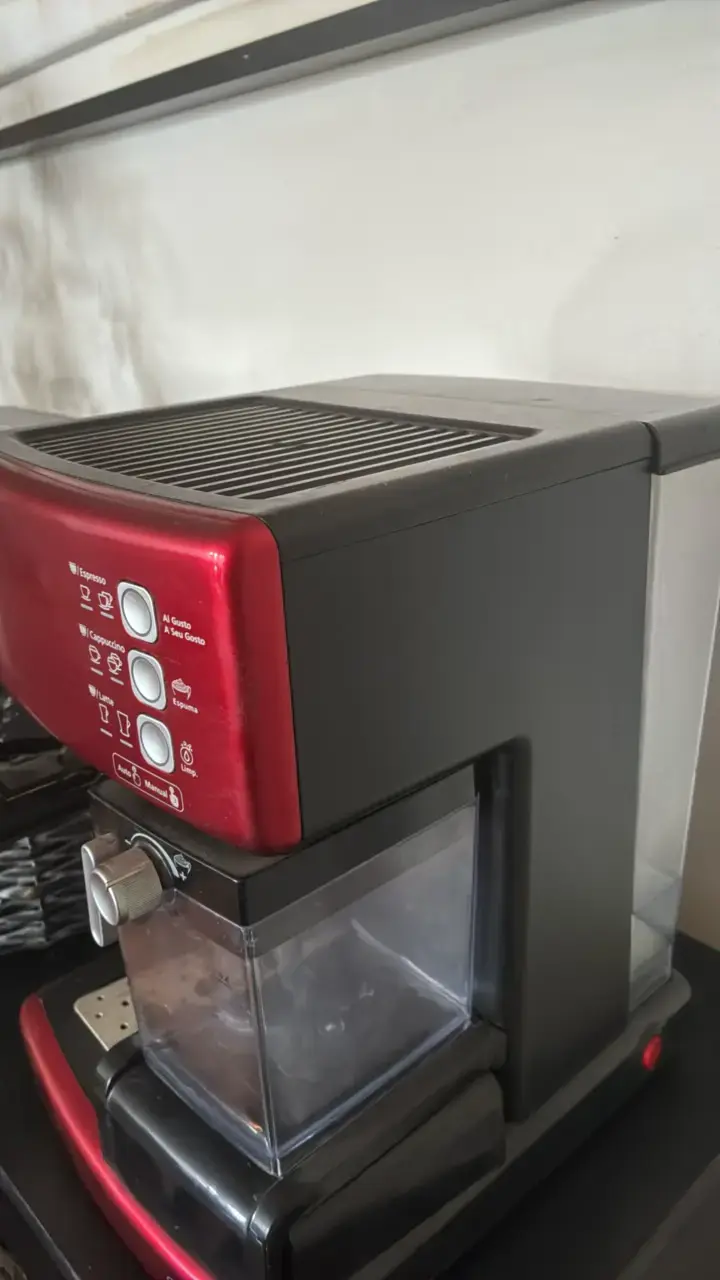 Cafetera Espresso Oster PrimaLatte Roja - 2