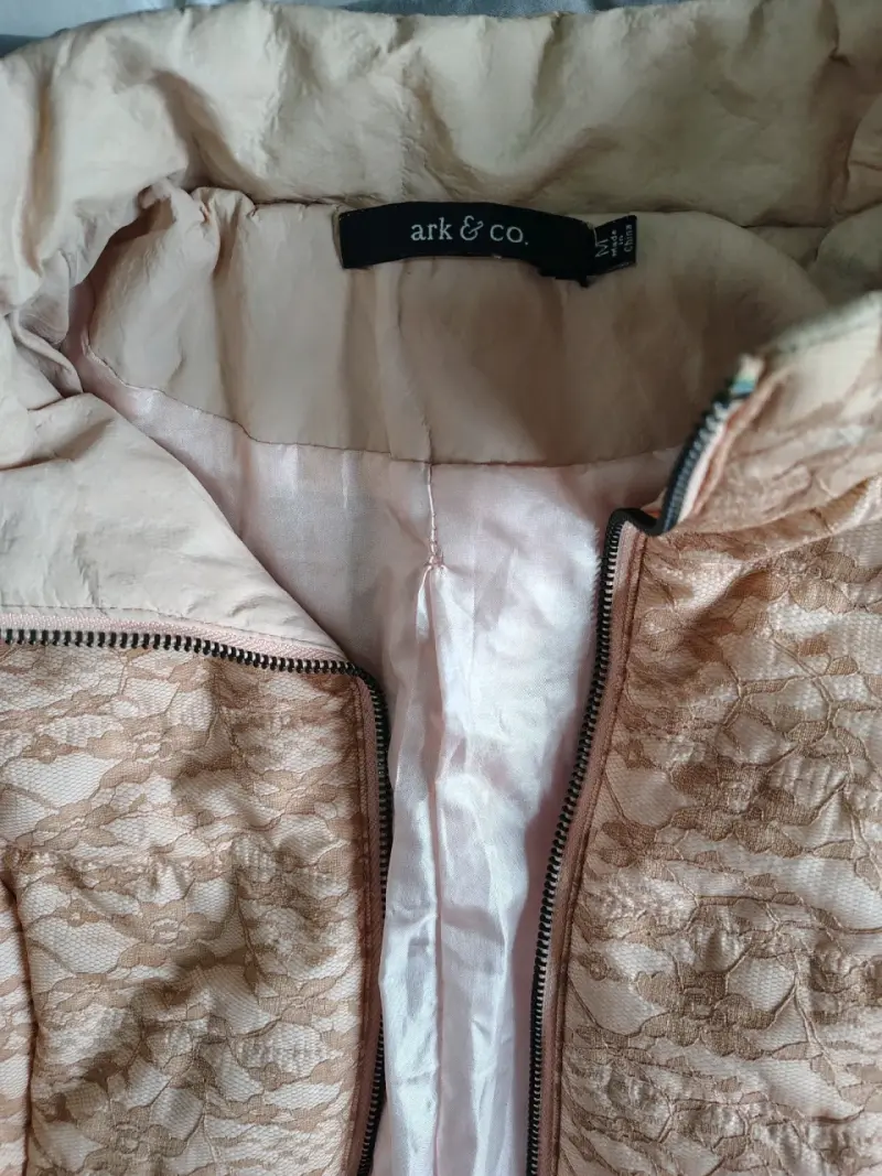 Abrigo largo beige con diseño floral Ark & Co - 3