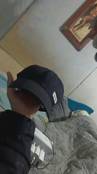 Gorra negra Calvin Klein casual - miniatura 1