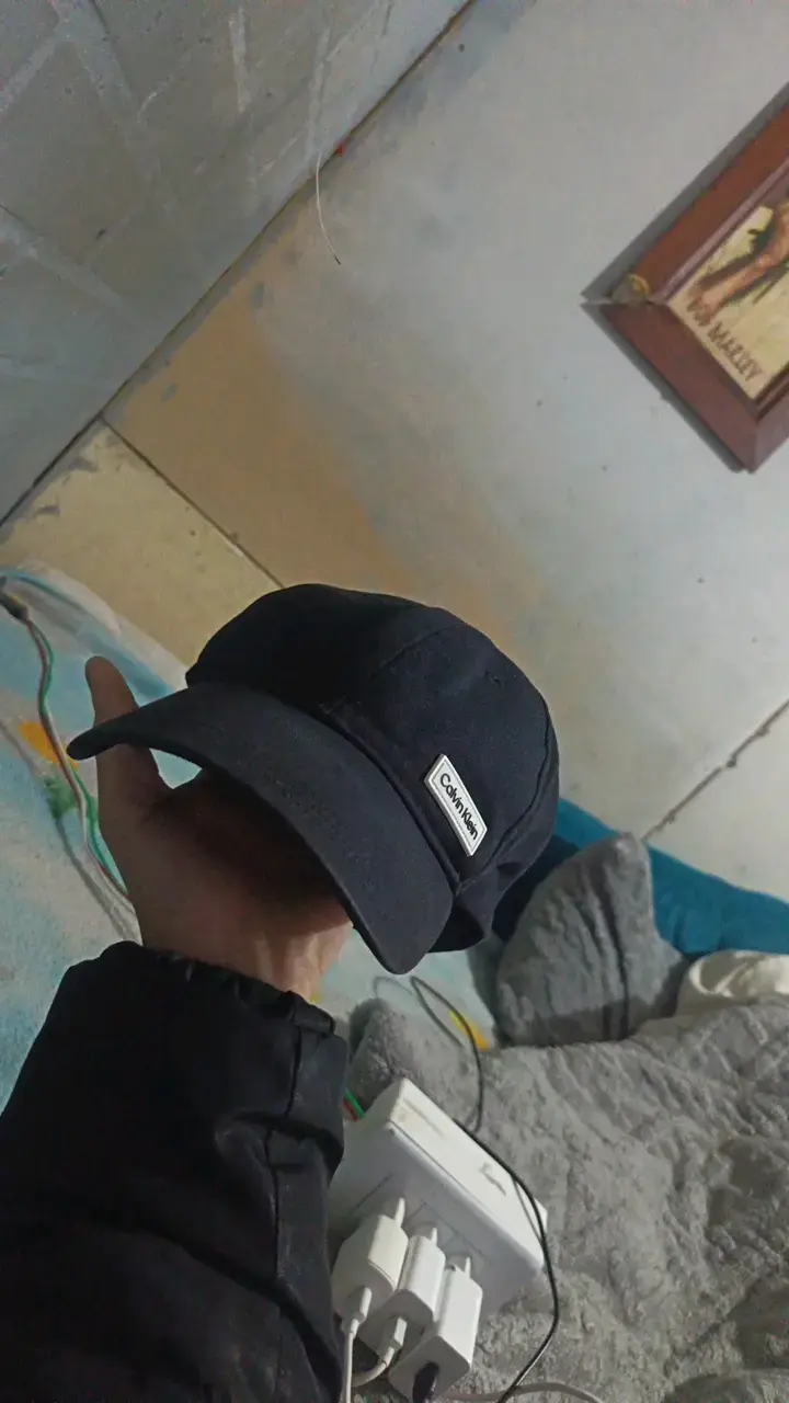 Gorra negra Calvin Klein casual - 2