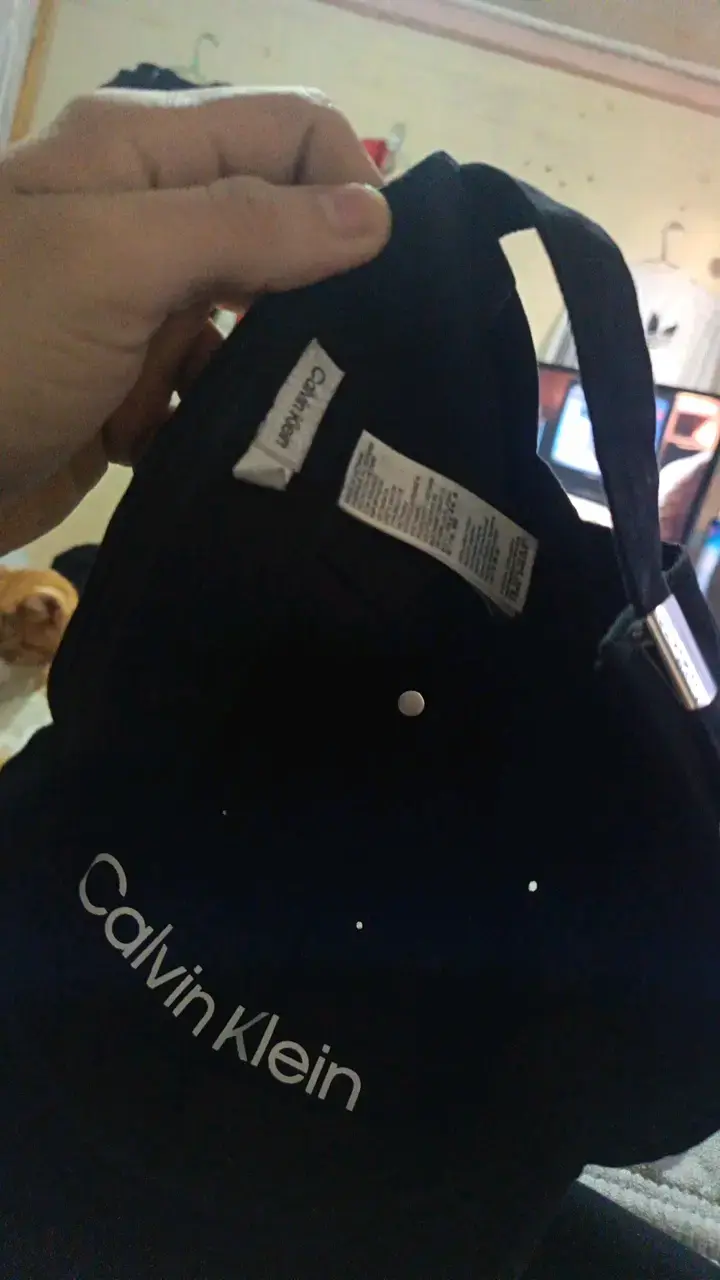 Gorra negra Calvin Klein casual - 3