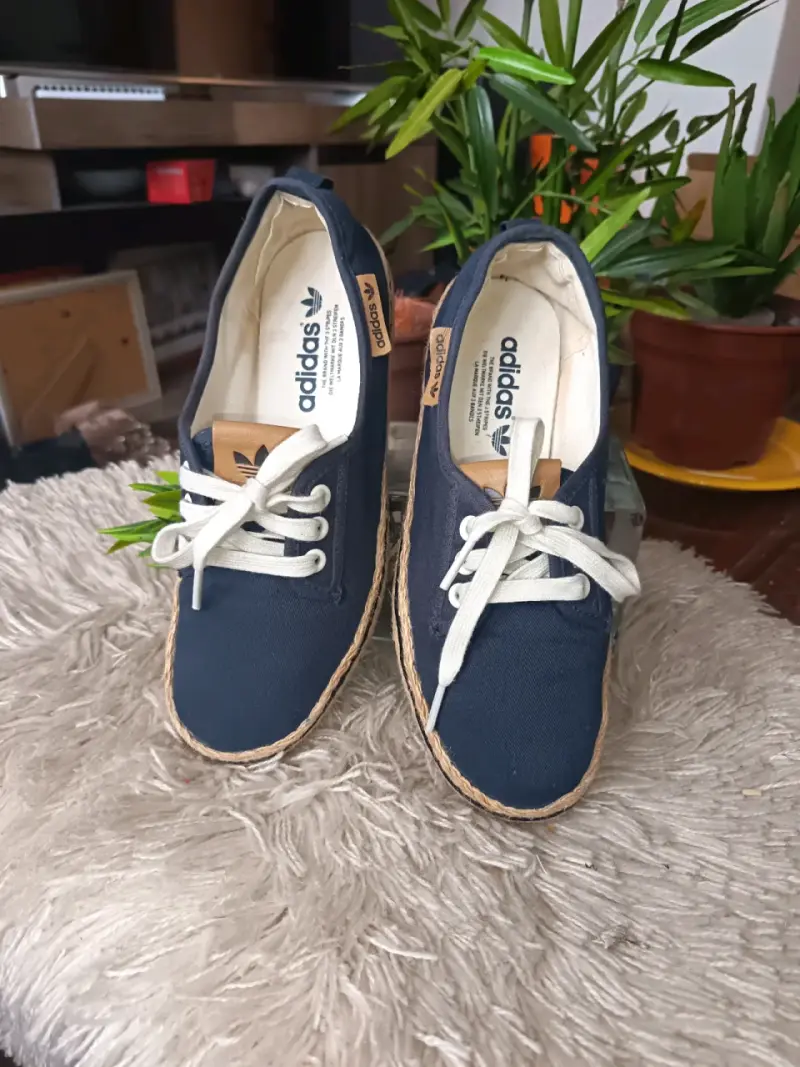 Zapatillas casuales Adidas azul marino - 4
