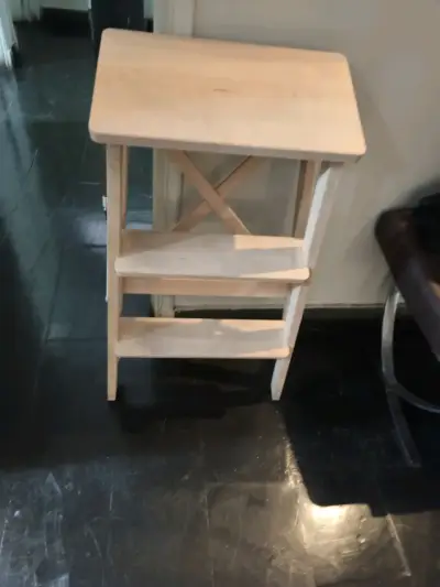 Escalera de madera plegable para hogar - miniatura 5