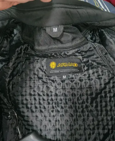 Chaqueta de moto Armad negra con detalles reflectantes - miniatura 3