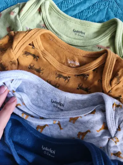 Conjunto de bodies para bebé Yamp estampados - miniatura 2