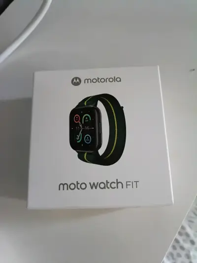 Reloj inteligente Motorola Moto Watch Fit con GPS - miniatura 1
