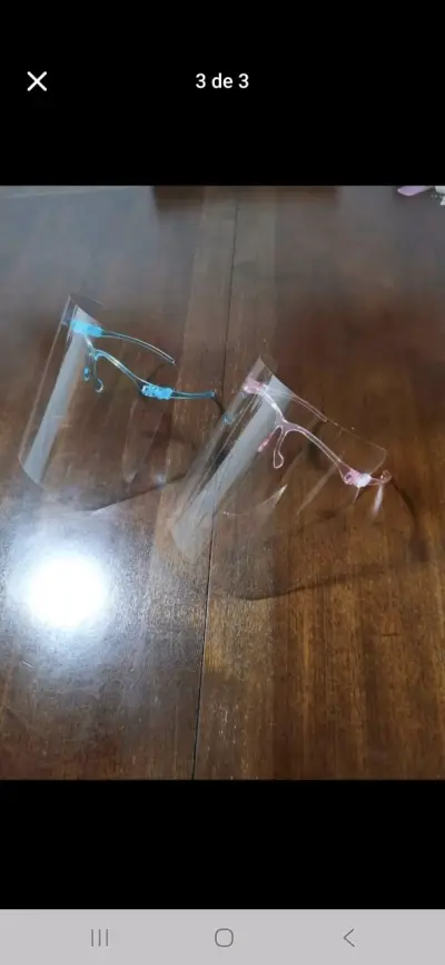 Protectores faciales son 2700 unidades - miniatura 1