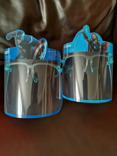 Protectores faciales son 2700 unidades - miniatura 3