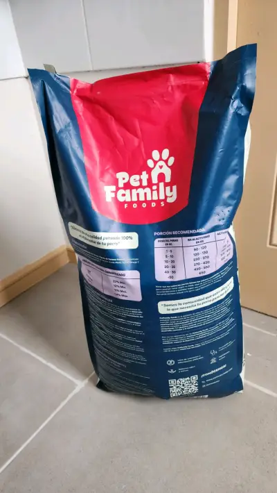 Alimento para perro Pet Family Vacuno Grain Free 12 kg - miniatura 3