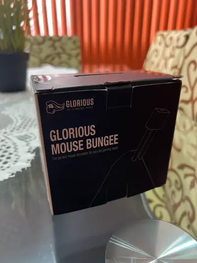 Soporte para cable de mouse Glorious - miniatura 1