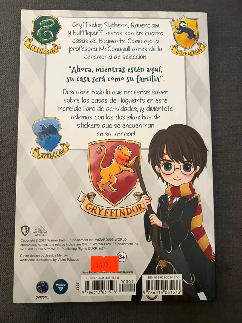 Libro Harry Potter Casas de Hogwarts con Stickers - 2