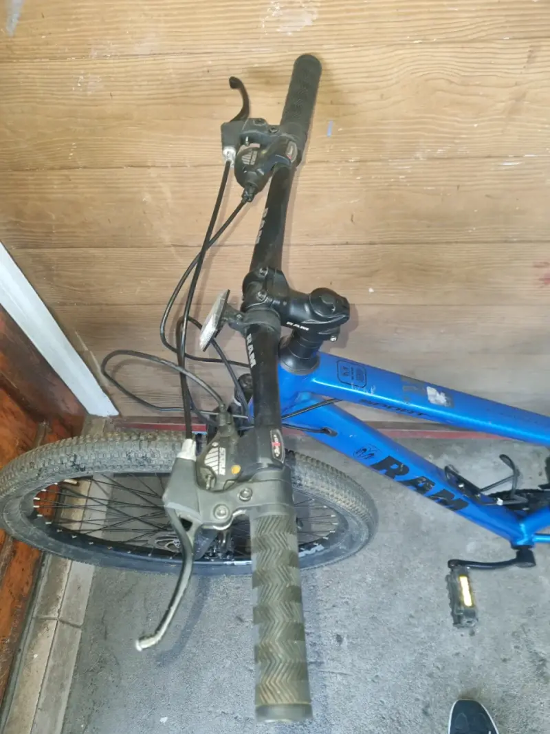 Bicicleta de montaña RAM Sport azul - 4