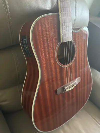 Guitarra acústica Southwest USA con  case - miniatura 5