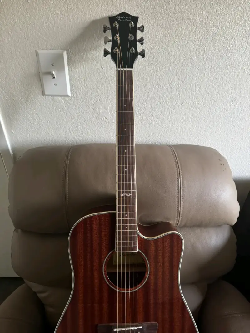 Guitarra acústica Southwest USA con case - 6