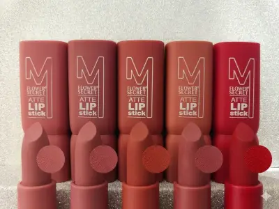 MAQUILLAJE - miniatura 2