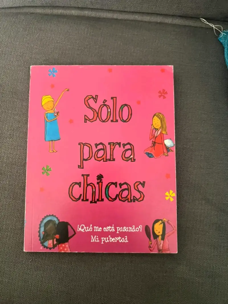 Libro 'Sólo para chicas' sobre pubertad - 1