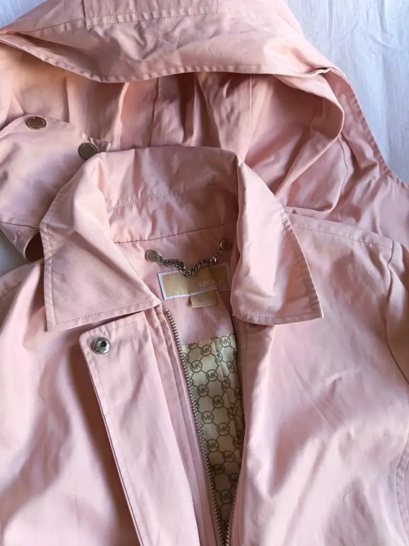 Gabardina rosa Michael Kors con capucha - 1