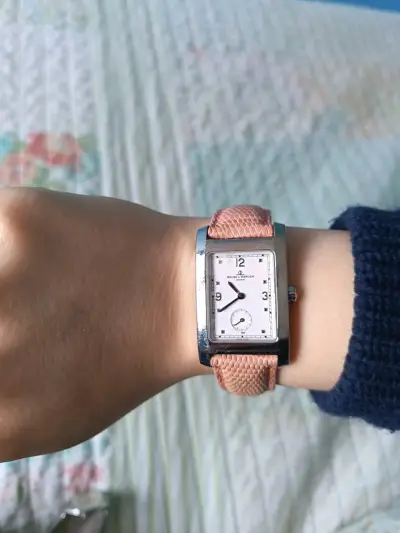 Reloj Baume & Mercier con correa rosa - miniatura 1