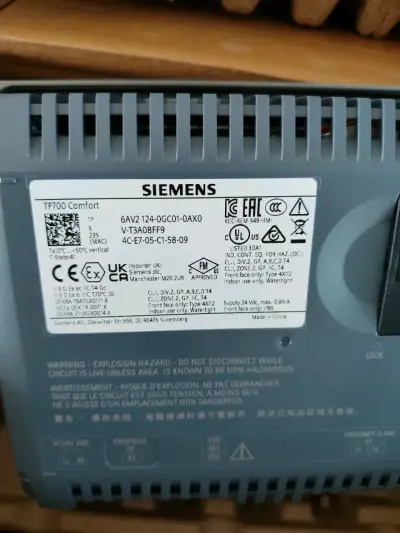 Panel HMI Siemens Simatic TP700 Comfort - miniatura 2