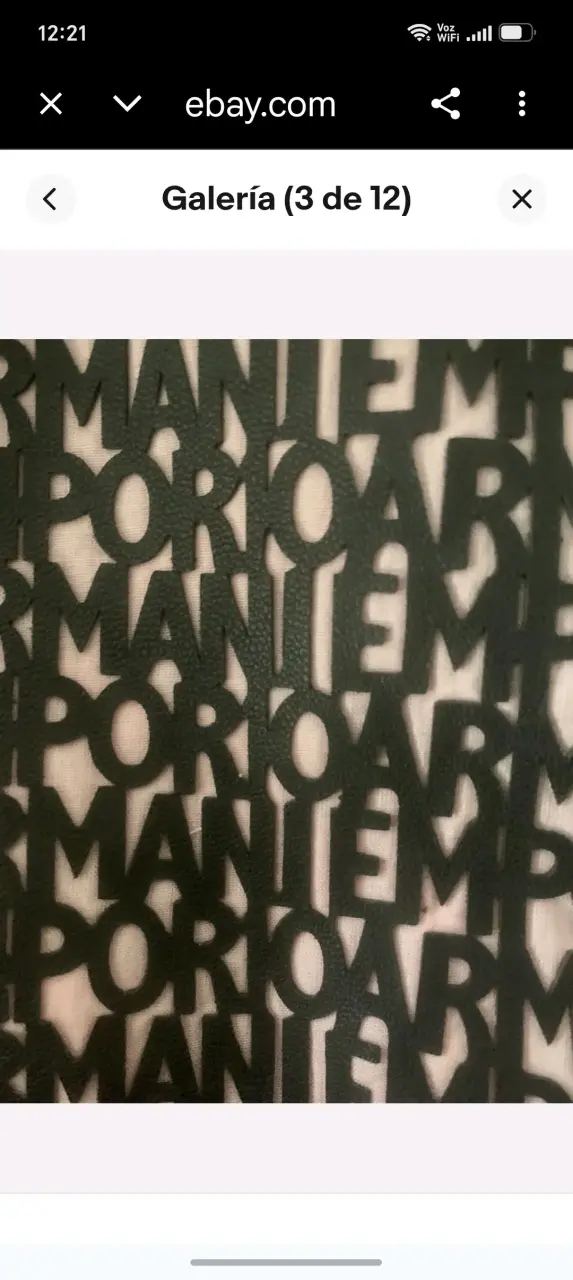 Chaqueta bomber Emporio Armani negra con diseño - 2