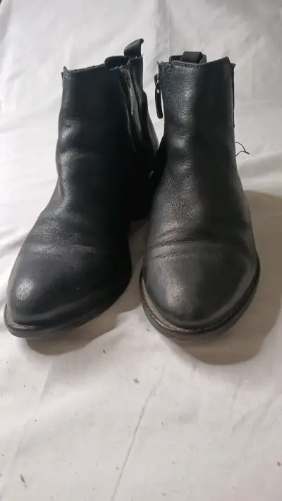 Botines de cuero negro para mujer - miniatura 1