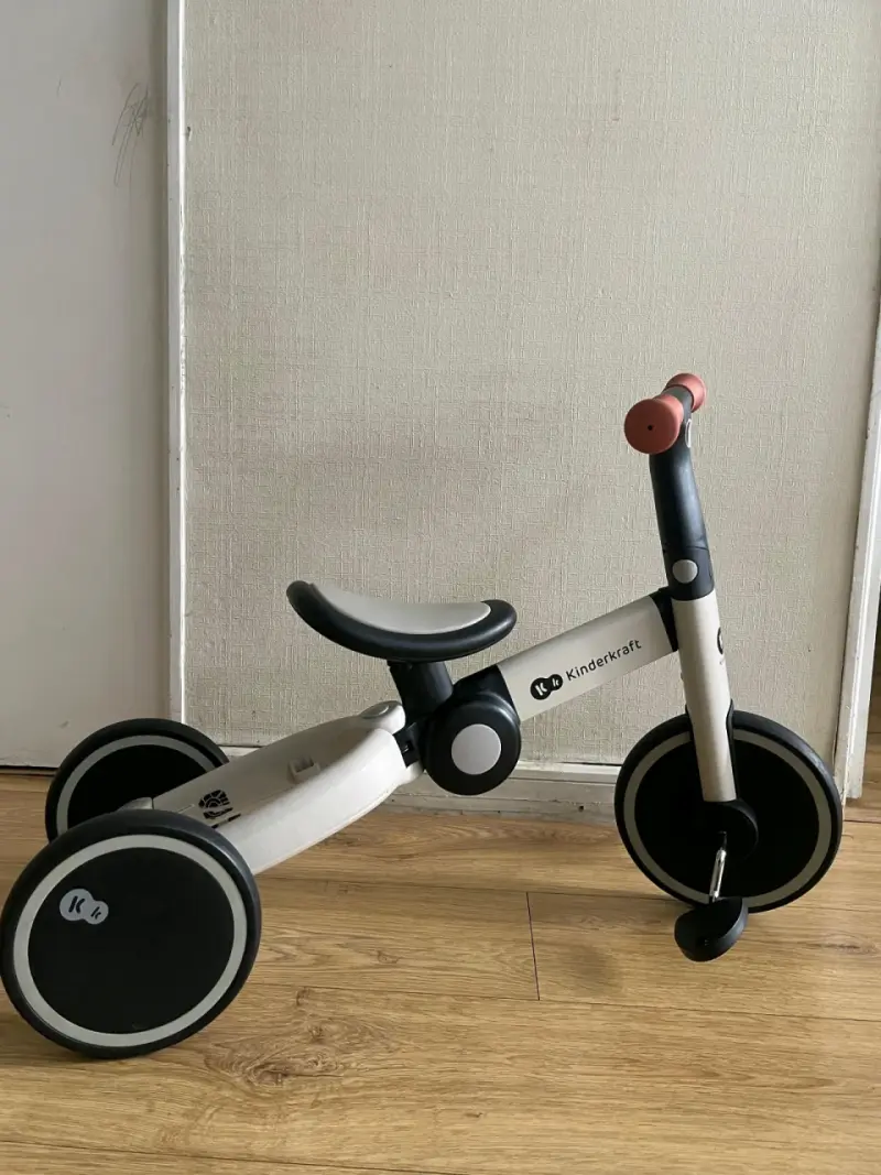 Triciclo 4Trike 3 en 1 Gris Kindekraft - 4