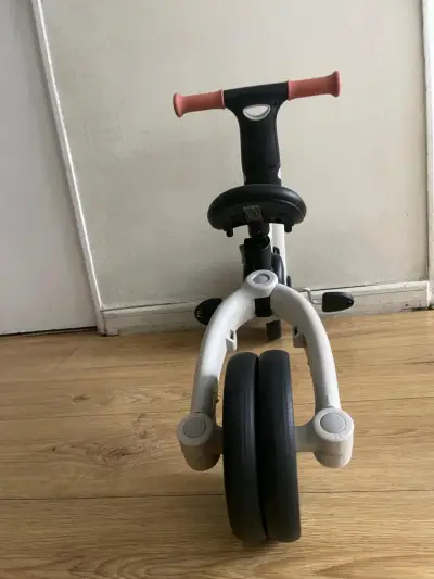 Triciclo 4Trike 3 en 1 Gris Kindekraft - miniatura 6