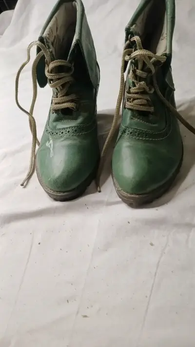 Botines verdes de cuero con taco para mujer - miniatura 1