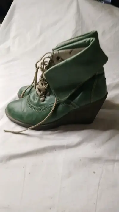 Botines verdes de cuero con taco para mujer - miniatura 2