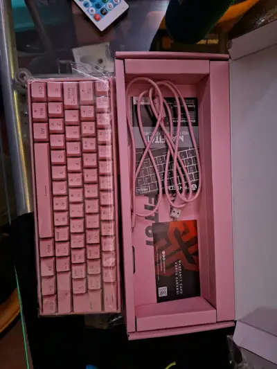 Teclado Mecánico Fantech Maxfit61 Sakura - miniatura 3
