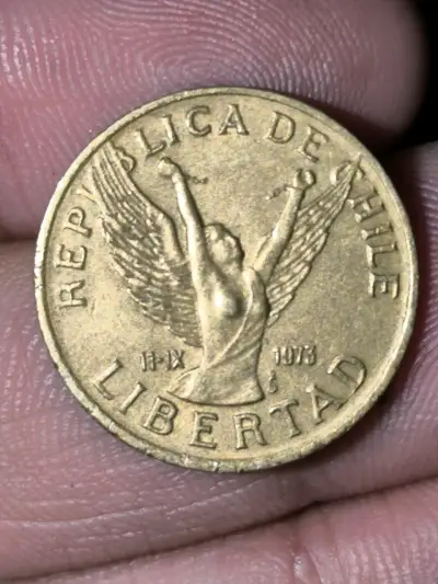 Moneda de 5 Pesos Chile 1990 Libertad - miniatura 1