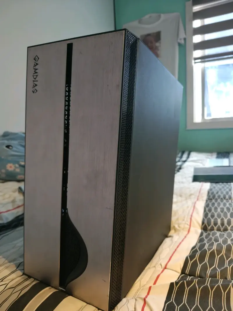 PC de escritorio con Intel i5 12ram - 3