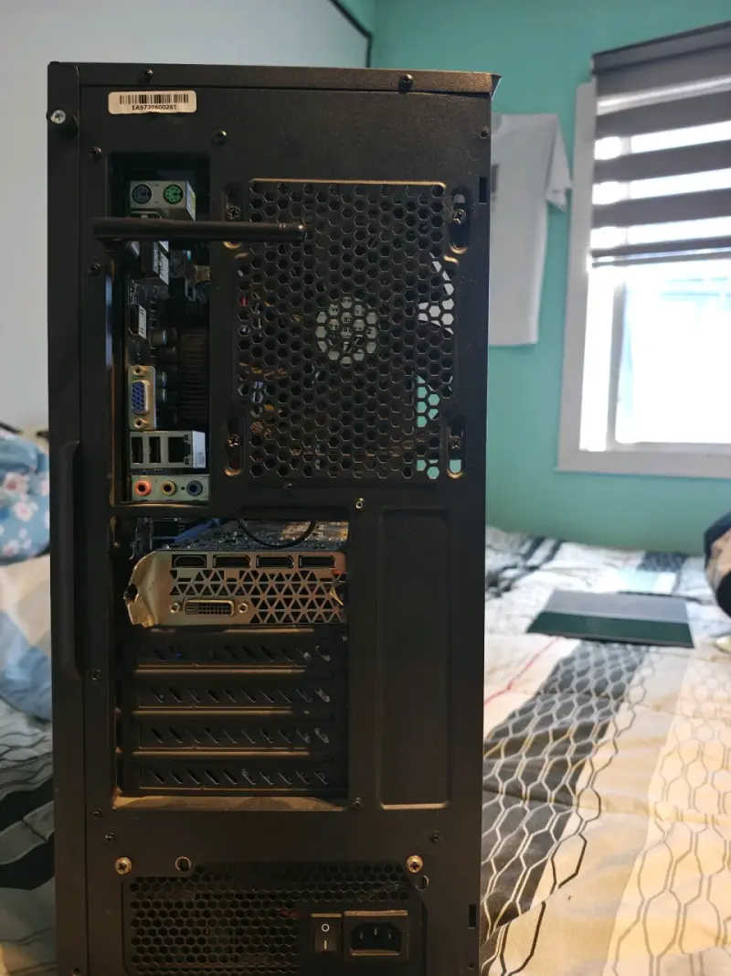 PC de escritorio con Intel i5 12ram - 4