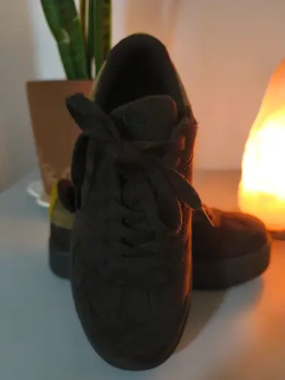 Zapatillas negras de gamuza Gotta - miniatura 3