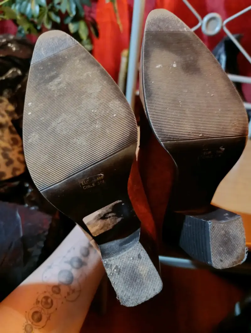 Botines de cuero marrón con diseño western - 4