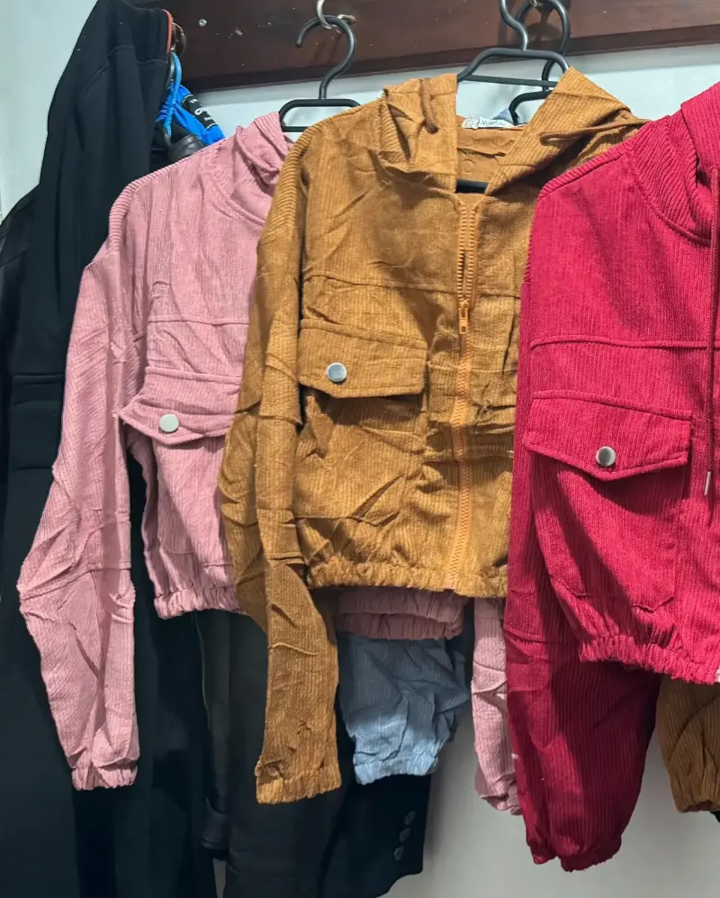 Chaqueta para mujer en varios colores