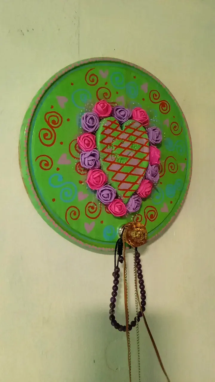 Perchero flores y corazón