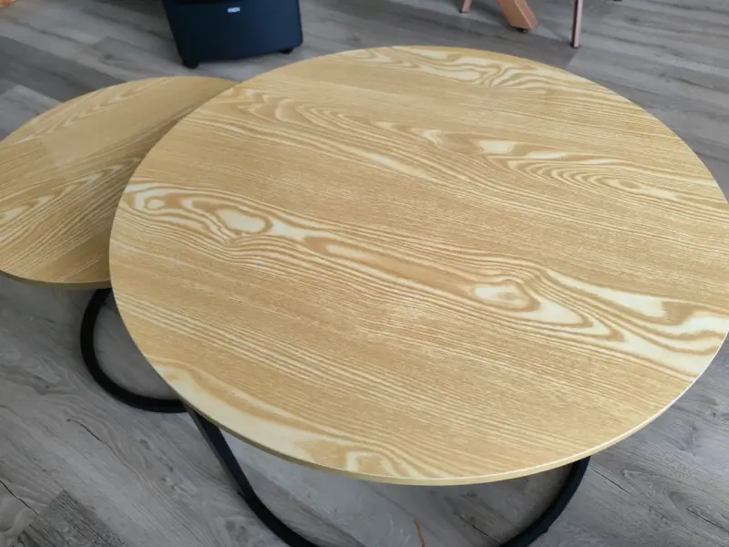 Juego de mesas nido redondas de madera y metal - 1