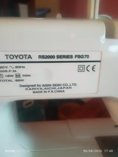 Máquina de Coser Toyota RS2000 Serie FSG70 - miniatura 4